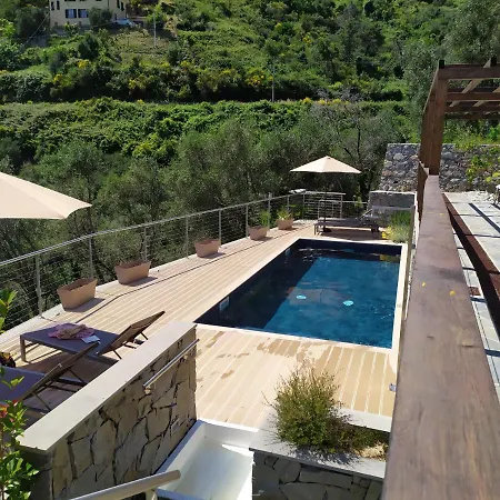 L'antico Borgo לינה וארוחת בוקר 4*